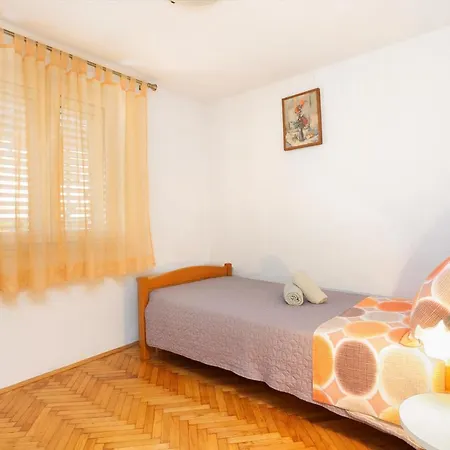 Apartman By The Sea - 15517 *