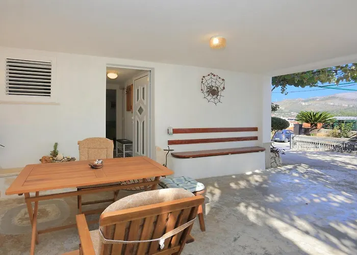 By The Sea - 15517 アパート