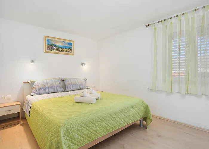 By The Sea - 15517 アパート